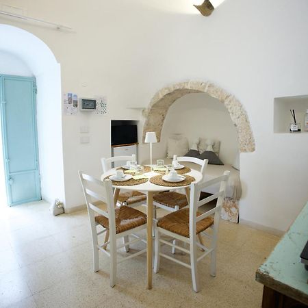 Ad Un Passo Da Cisternino - Trulli Con Foresta, Bici E Barbecue Εξωτερικό φωτογραφία