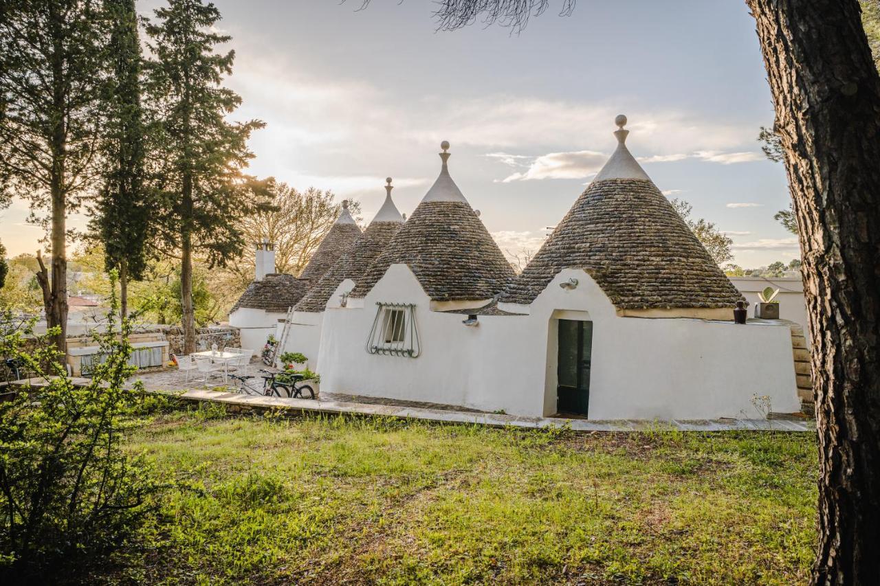 Ad Un Passo Da Cisternino - Trulli Con Foresta, Bici E Barbecue Εξωτερικό φωτογραφία
